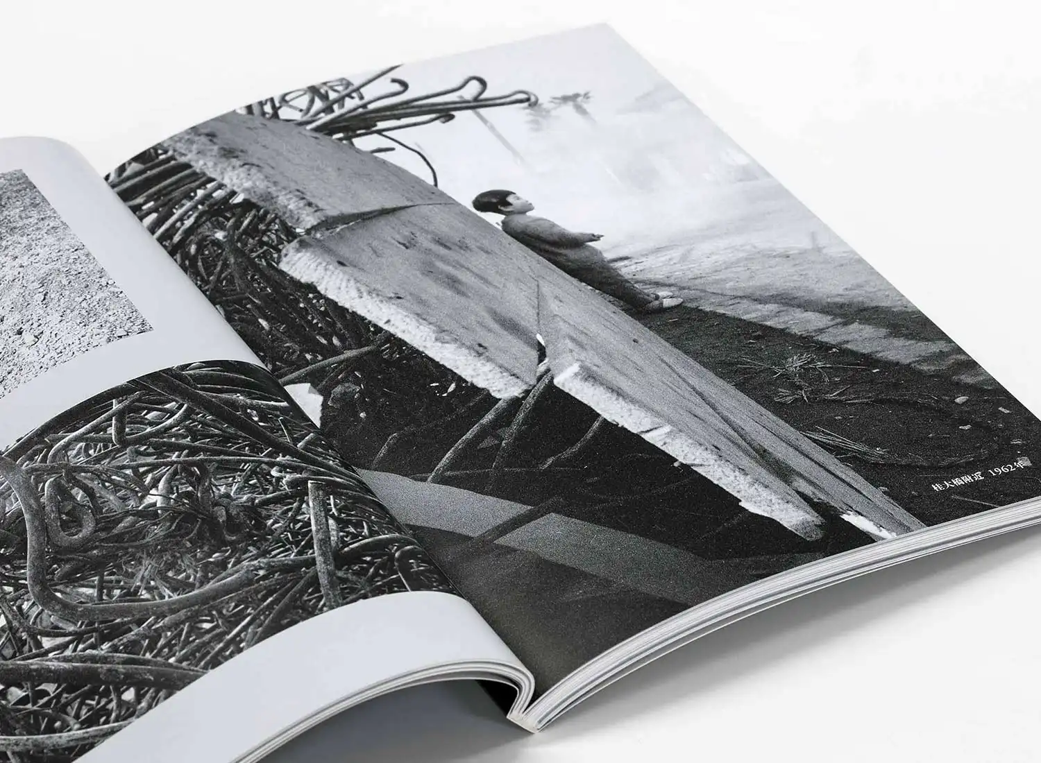 カメラを手にした前衛陶芸家 八木一夫の写真 京都国立近代美術館